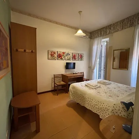 圣米歇尔庇亚城门住宿加早餐旅馆