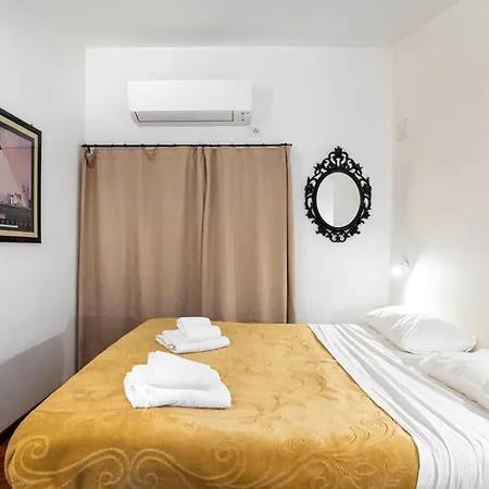 Il Palazzetto Di Via Della Frezza Appartamento *
