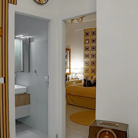 Vintage House