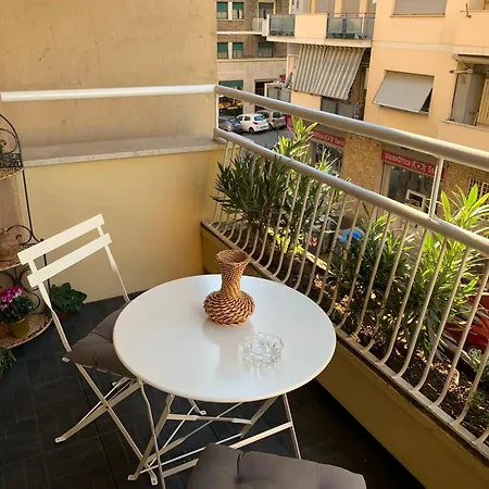 Ecclesia Domus Vatican Guest house *
