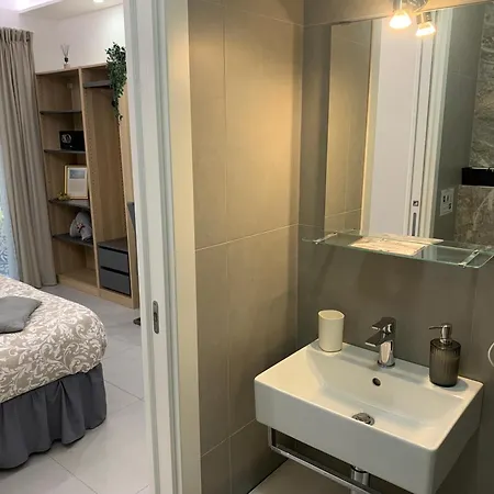 Ecclesia Domus Vatican Guest house *