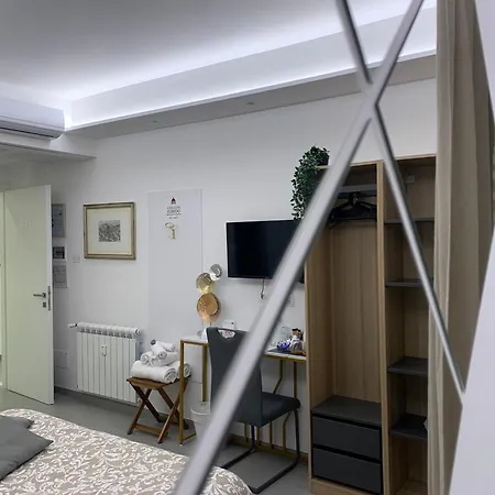 Ecclesia Domus Vatican Guest house *