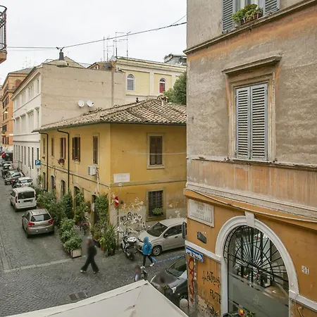 Borgo Vittorio 20 Vatican *