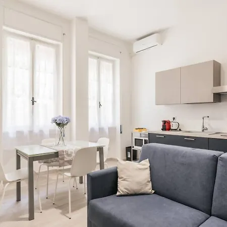 La Finestra Sul Giardino 348 Apartment *