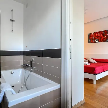 Apartment Esposizione Metro Eur Rome
