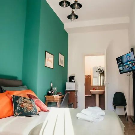 Vatican Del Gallo Apartment