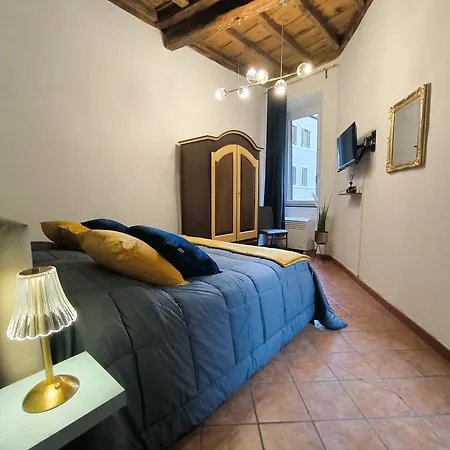 Crezy House Trilussa Rome