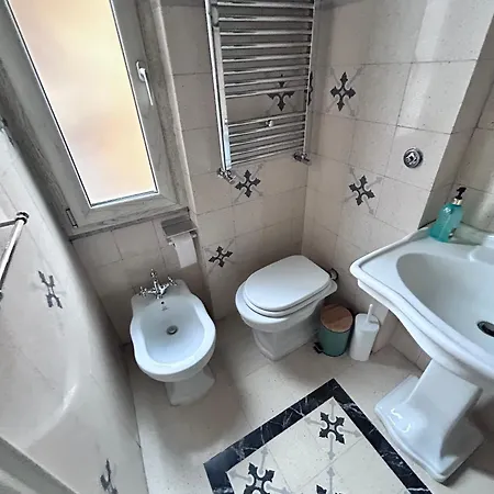 Realty Company Piazza Venezia Apartment