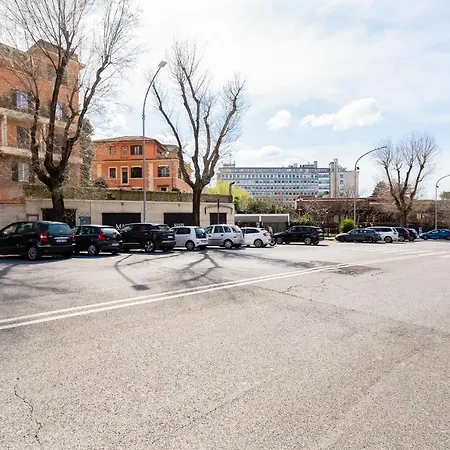 Bmga L Aurelian 3bdr 6-guest Gem Rome