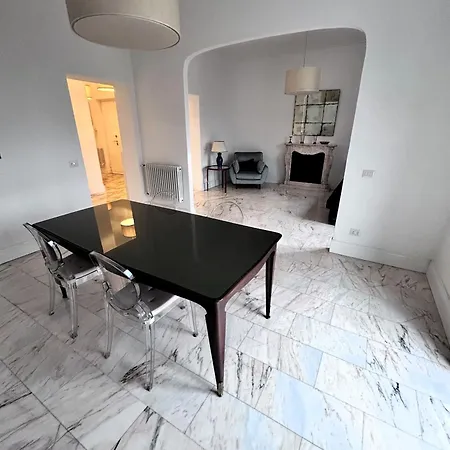 Realty Company Piazza Venezia Rome