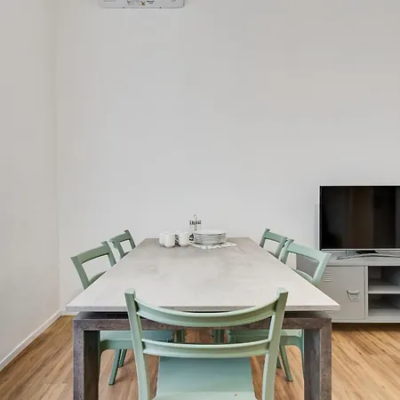 Bmga L Aurelian 3bdr 6-guest Gem Rome
