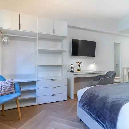 Apartment Cyprus - Roma's Delightful Rome