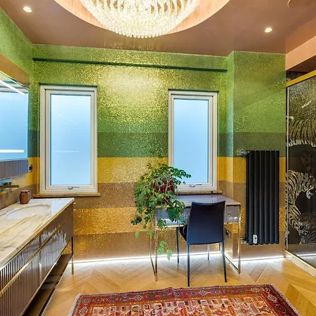 Luxury Penthouse With Terrace And Hot Tub Apartment