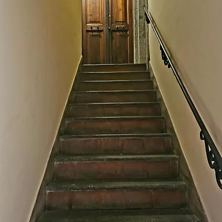 Mica Aurea Trastevere *