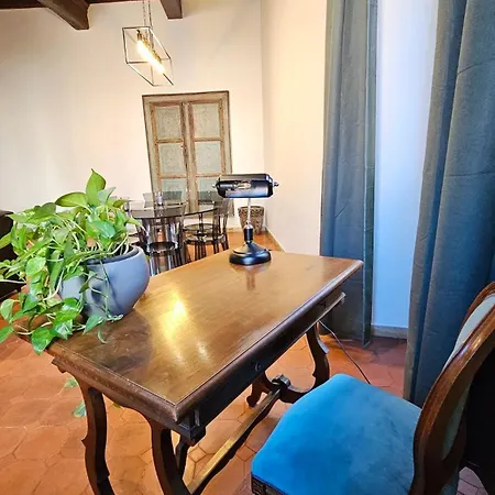 Mica Aurea Trastevere Apartment *