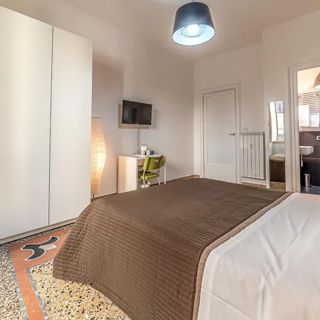 Azzurra B&B - Metro Lodi Guest house