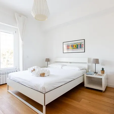 Apartamento Cosy Close To Parco Appia Antica Zeno 63 *