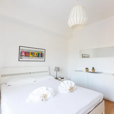 Cosy Close To Parco Appia Antica Zeno 63 * Roma