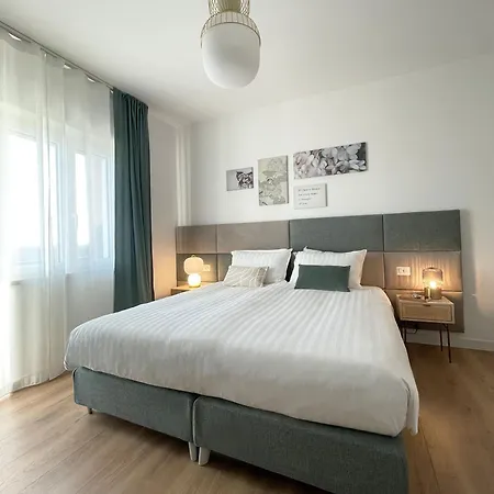 Bed & Breakfast Domus Teano Luxury Roma