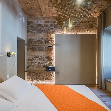 163 Boutique Hotel