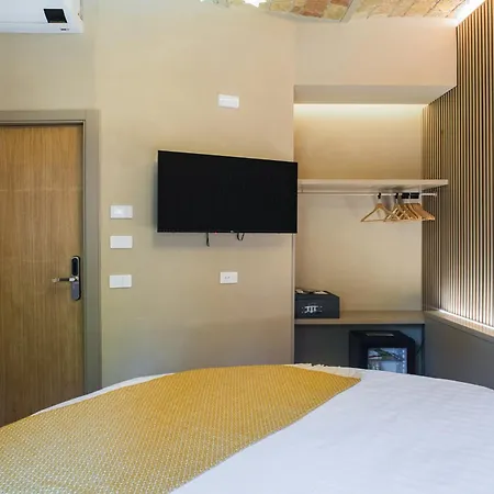 163 Boutique Hotel