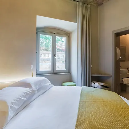 Hotel 163 Boutique