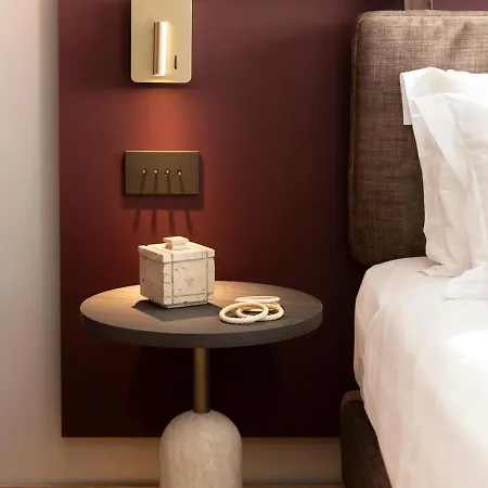 Hotel Adoro