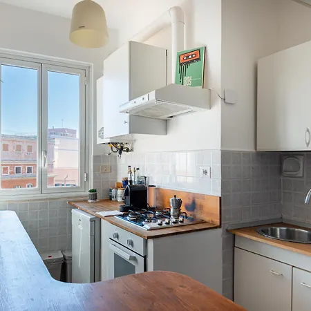 Apartment Urban Trastevere Ripa 11 *