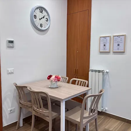 Holiday home Jolie Tor Vergata -metro C- Rome