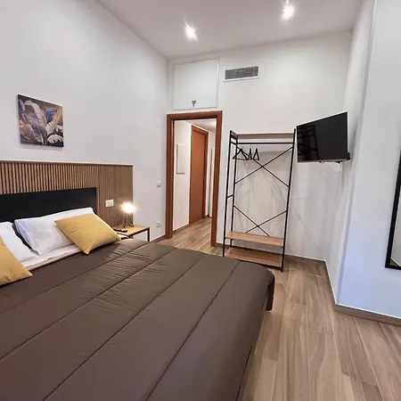 Jolie Tor Vergata -metro C- Holiday home *