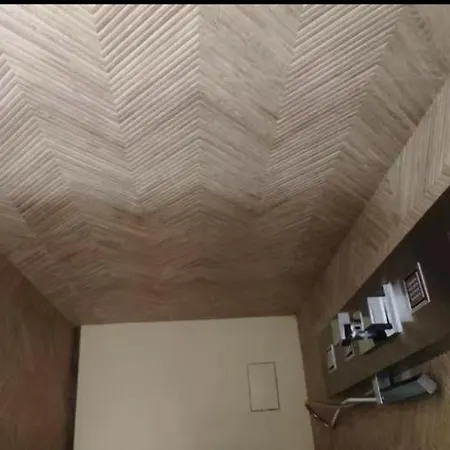 Homestay Versailles Deluxe
