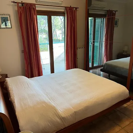 La Casa Del Tomo