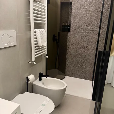 Cicerone's Luxury Guest house *