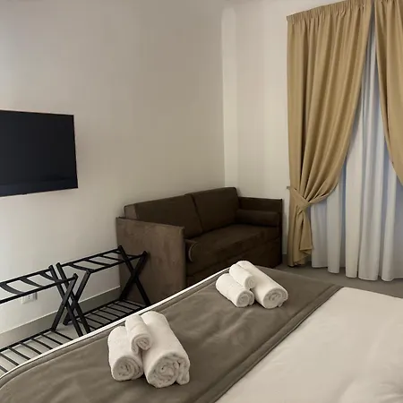 Cicerone's Luxury *
