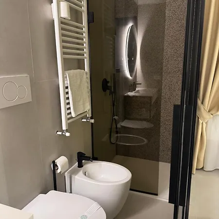 Cicerone's Luxury Guest house *