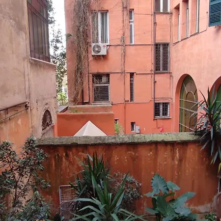 Happy Domus Ippolito Nievo Flat A Trastevere *