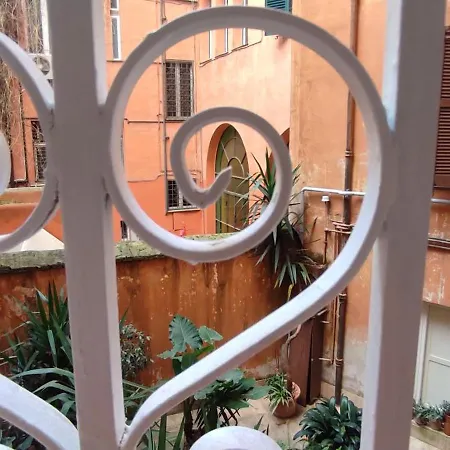 Apartment Happy Domus Ippolito Nievo Flat A Trastevere