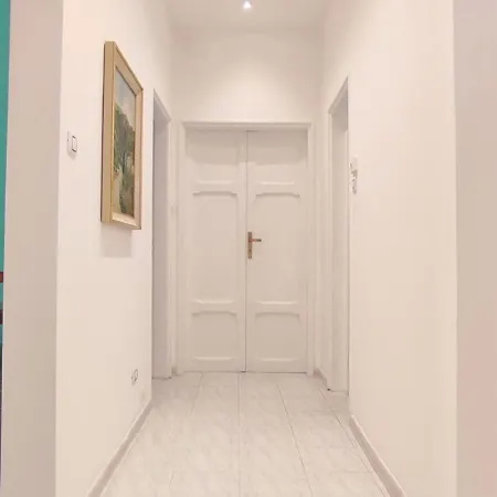 Apartment Happy Domus Ippolito Nievo Flat A Trastevere *