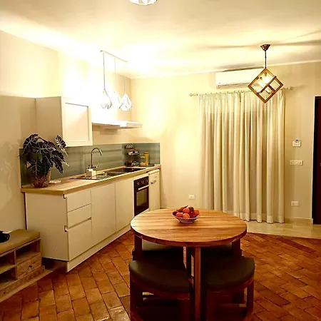 Lejlighedshotel Hero's Garden Relais *