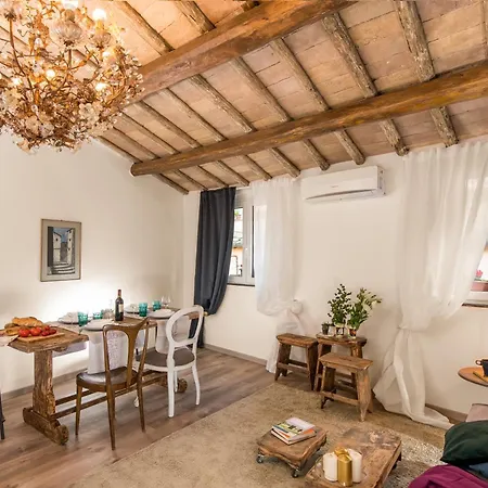 Ultimopiano Apartment *