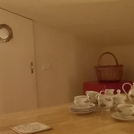 Cozy Mansarda Front Metro Comfort And Beautiful View Apartment Rome