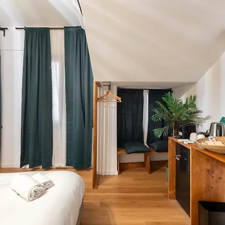 Koba Nomentano Bed & Breakfast *