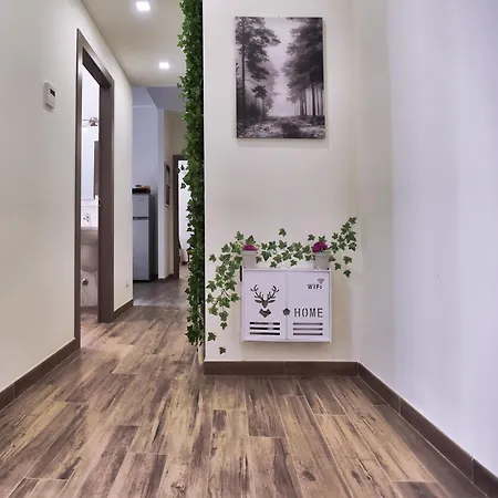 Intero Nel Cuore Di // Metro A~b~c Apartment