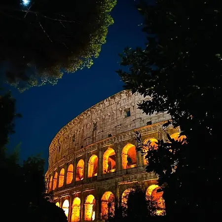 La Casa Di Ludovica All'appio Latino アパート