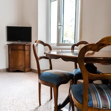 Apartment Alexander Vatican House