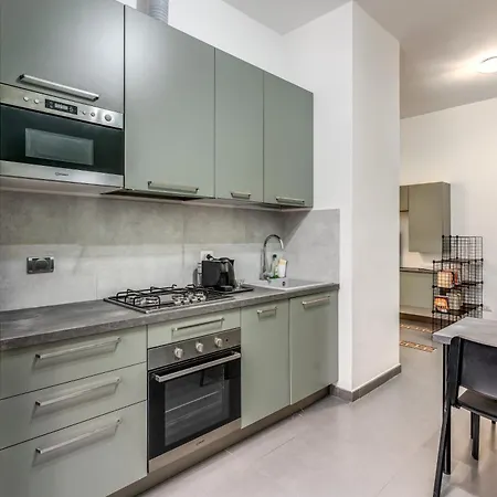 Apartment New Flat Near Termini Station Rome