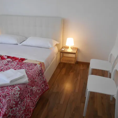 Guest house Colosseo Gil *
