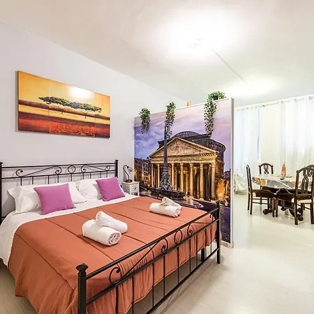 Deluxe Pantheon Apartment *