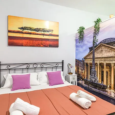 Deluxe Pantheon Rome