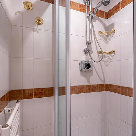 Apartment Iflat Classy & Spacious Near Campo De Fiori Rome